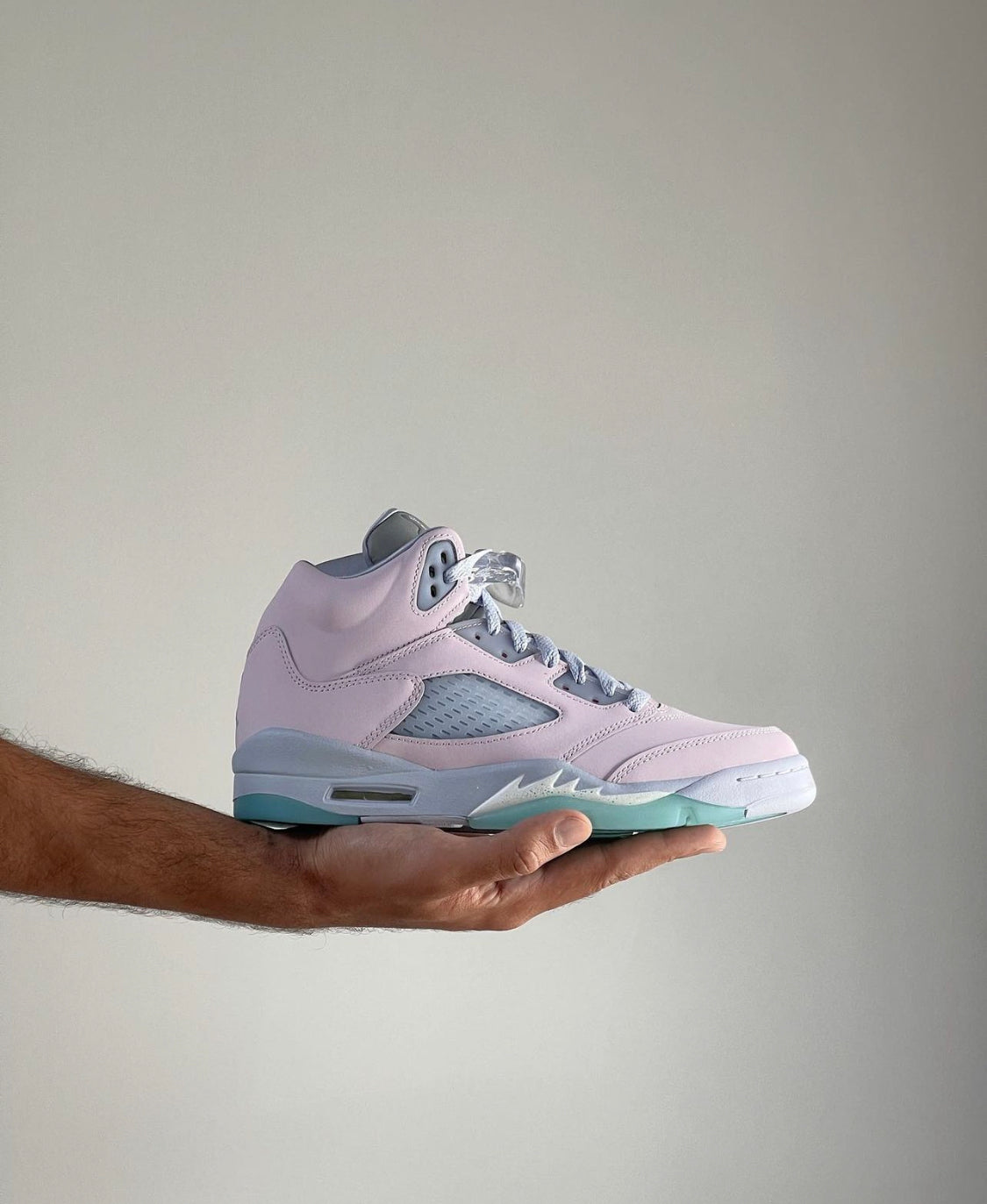 Air Jordan 5 Retro “ Easter “