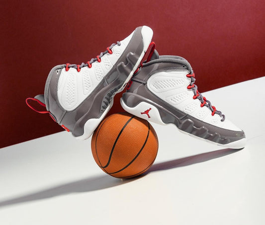 Air Jordan 9 Retro “ Fire Red “