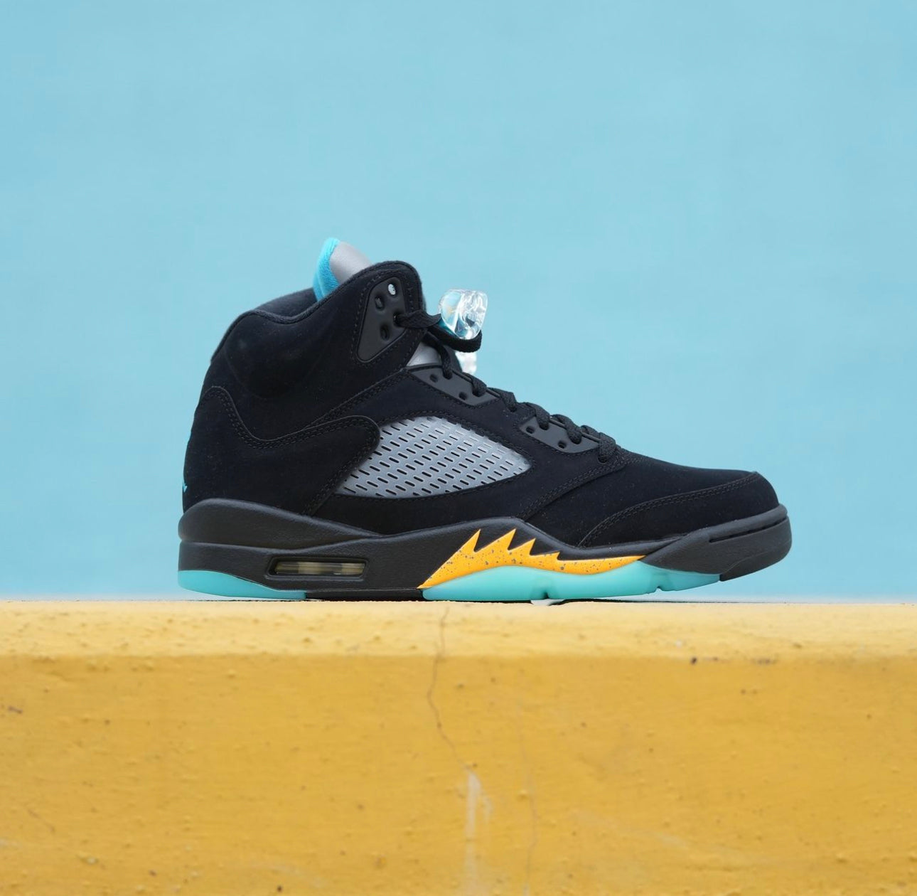 Air Jordan 5 Retro “ Aqua “