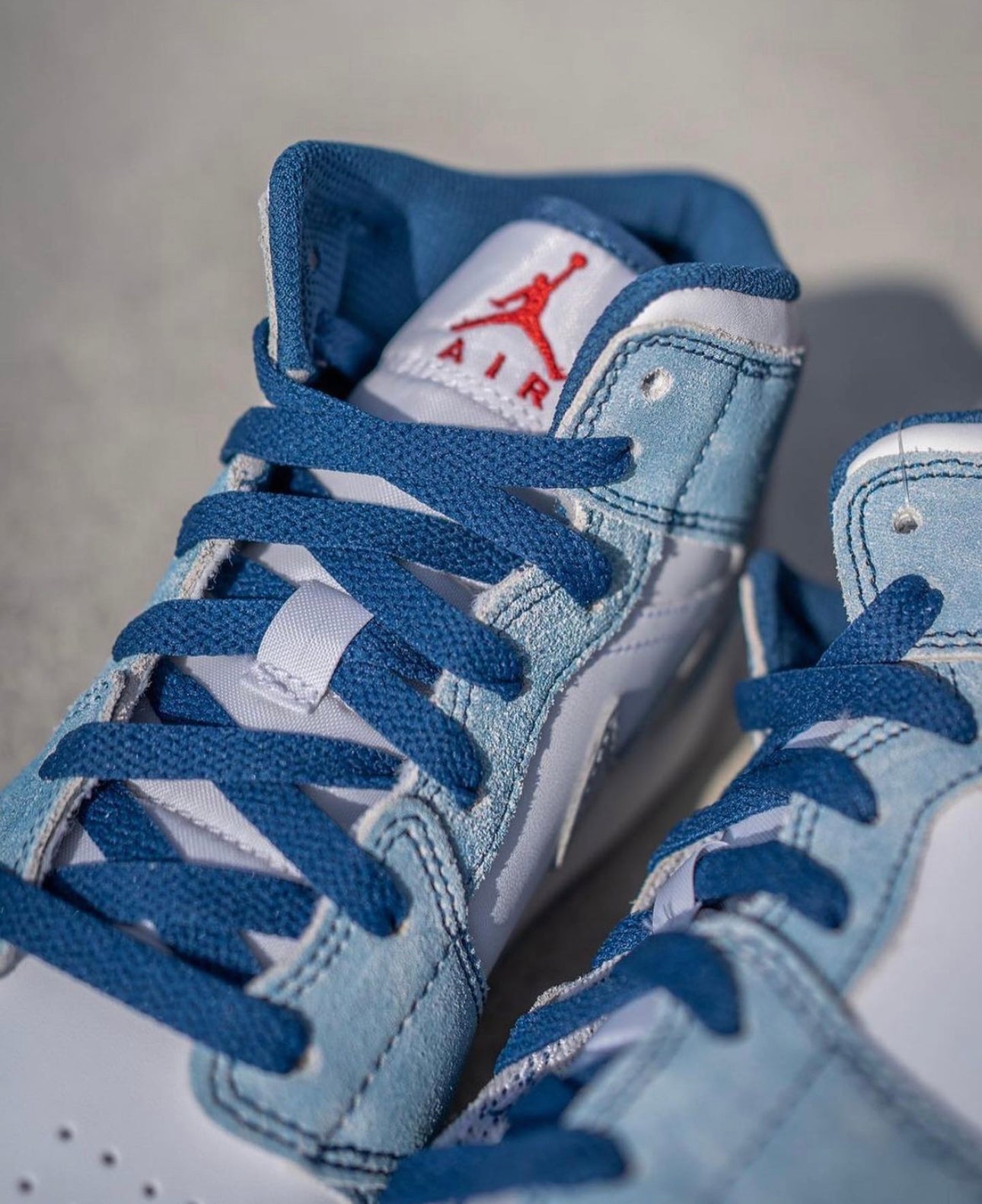 Air Jordan 1 Mid “ French Blue “