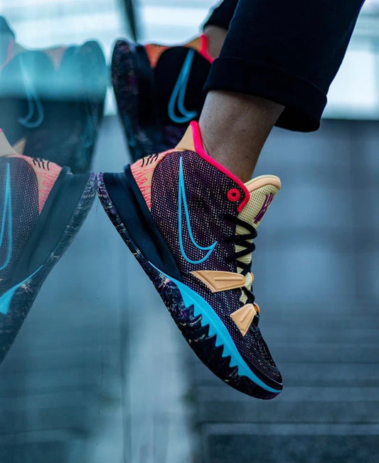 Kyrie Irving 7 “ Sound Wave “