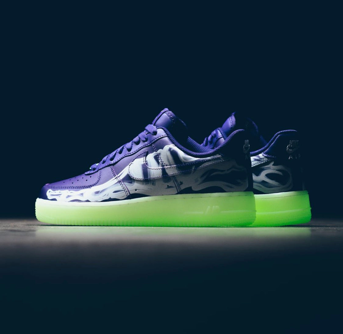 Airforce 1 Low Skeleton “ Purple “ ( Glow In Dark )