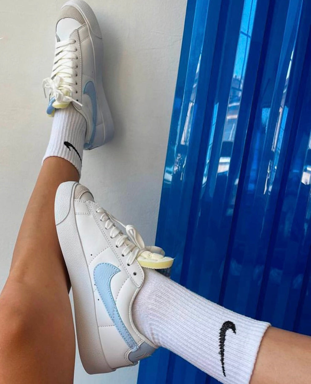 Blazer Low “White/Blue”