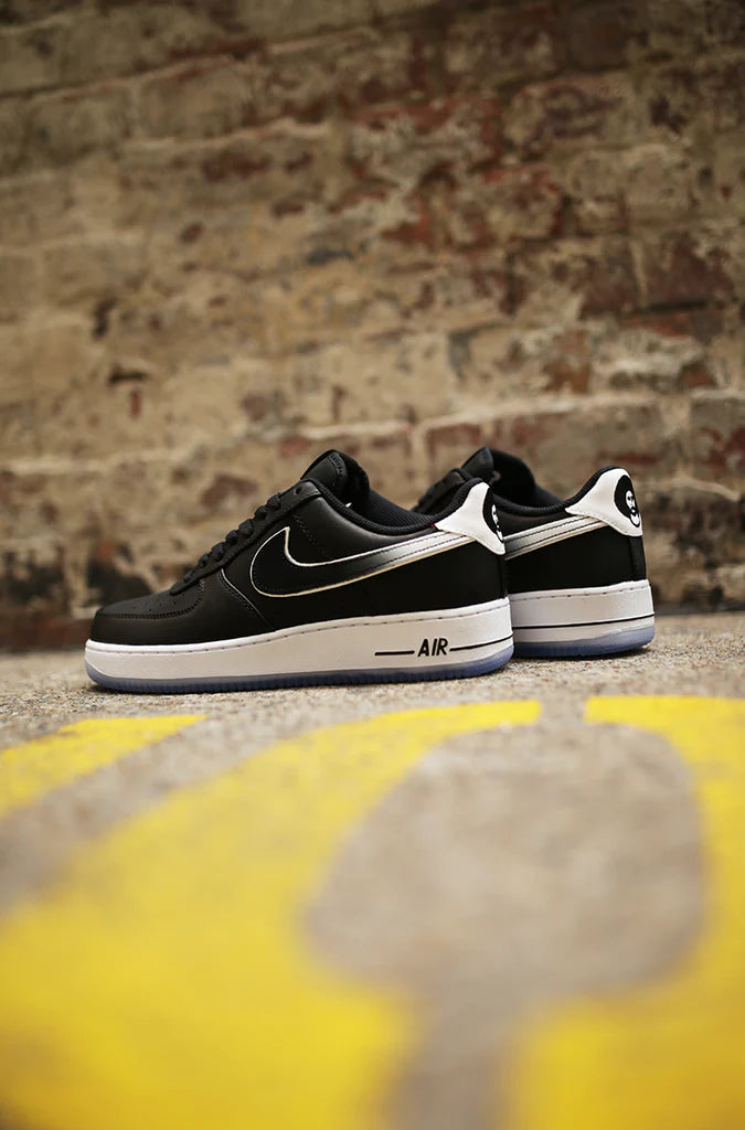 Airforce 1 Low “ colin - kaepernick “ ( Glow In Dark )