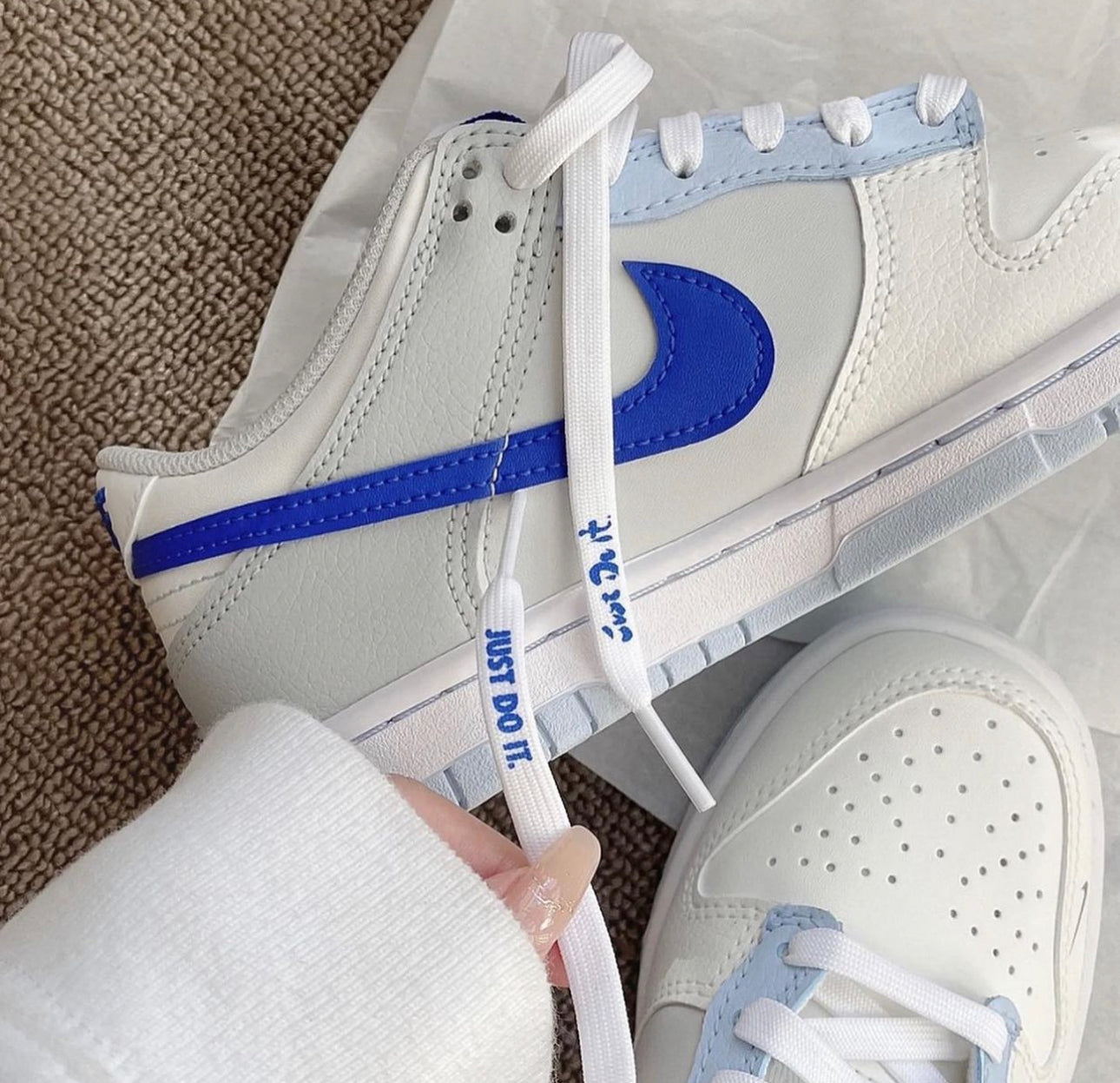 Dunk Low “ Ivory Hyper Royal “