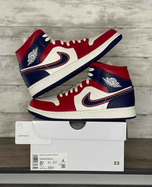 Air Jordan 1 Mid “ USA 2022 “