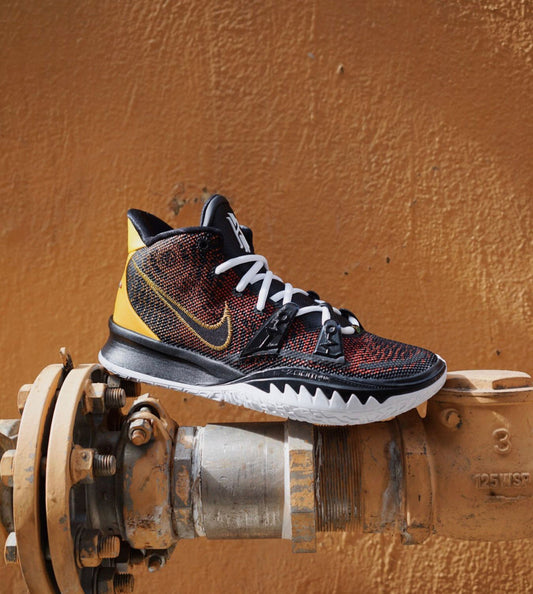 Kyrie Irving 7 “ Rayguns “