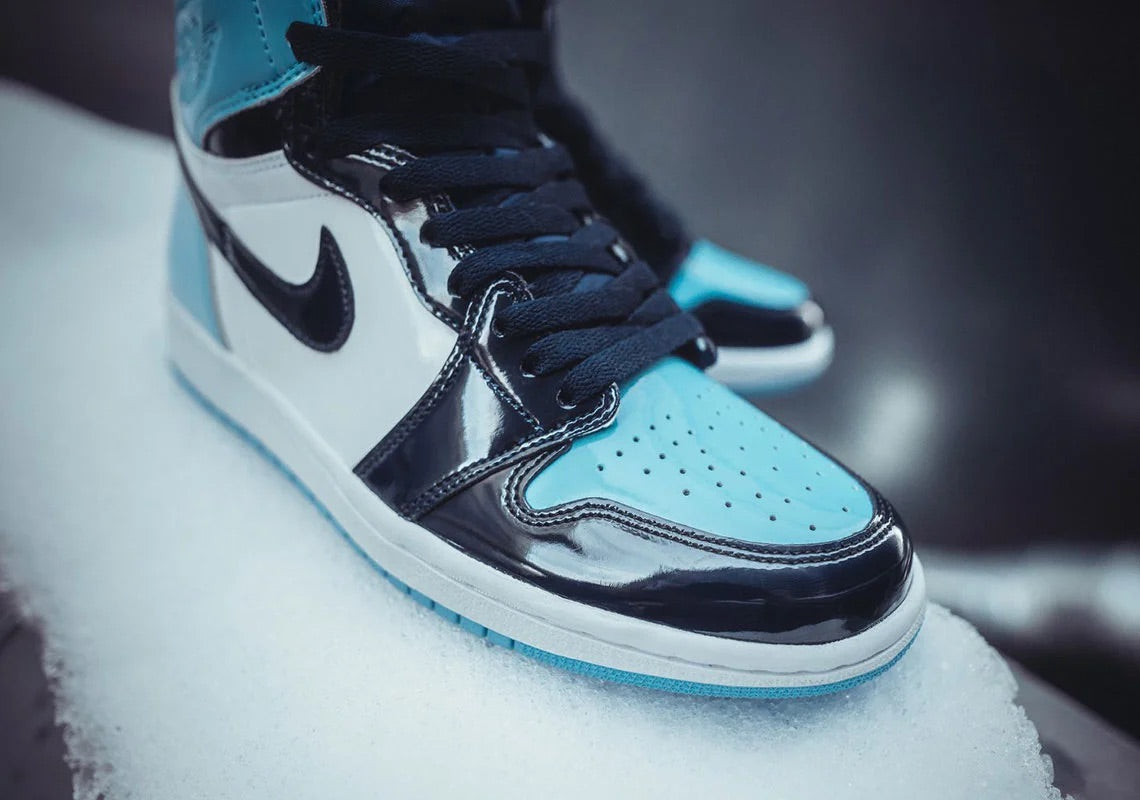 Air Jordan Retro 1 High “ UNC Patent”