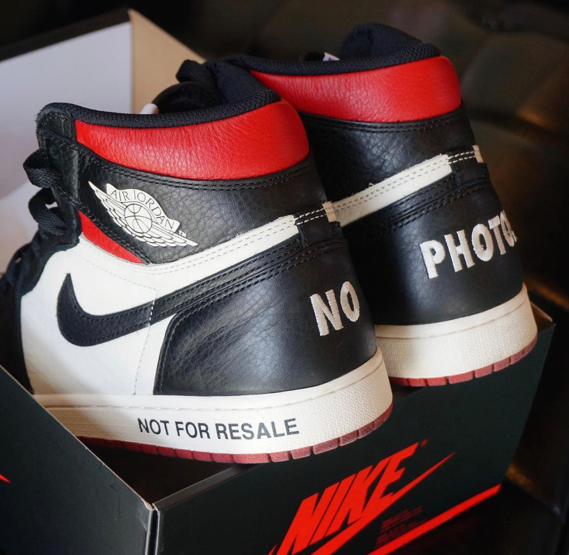 Air Jordan 1 Retro High Not for Resale Varsity Red