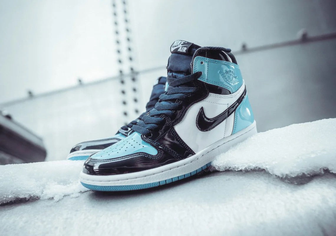 Air Jordan Retro 1 High “ UNC Patent”