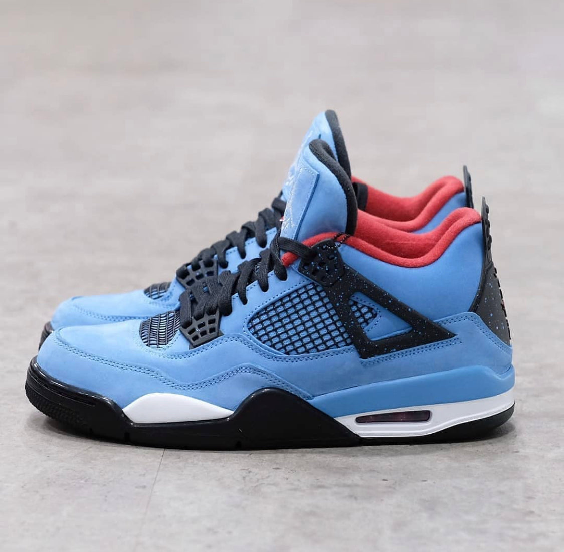 Travis Scott x Air Jordan 4 - “Cactus Jack Houston Oilers”