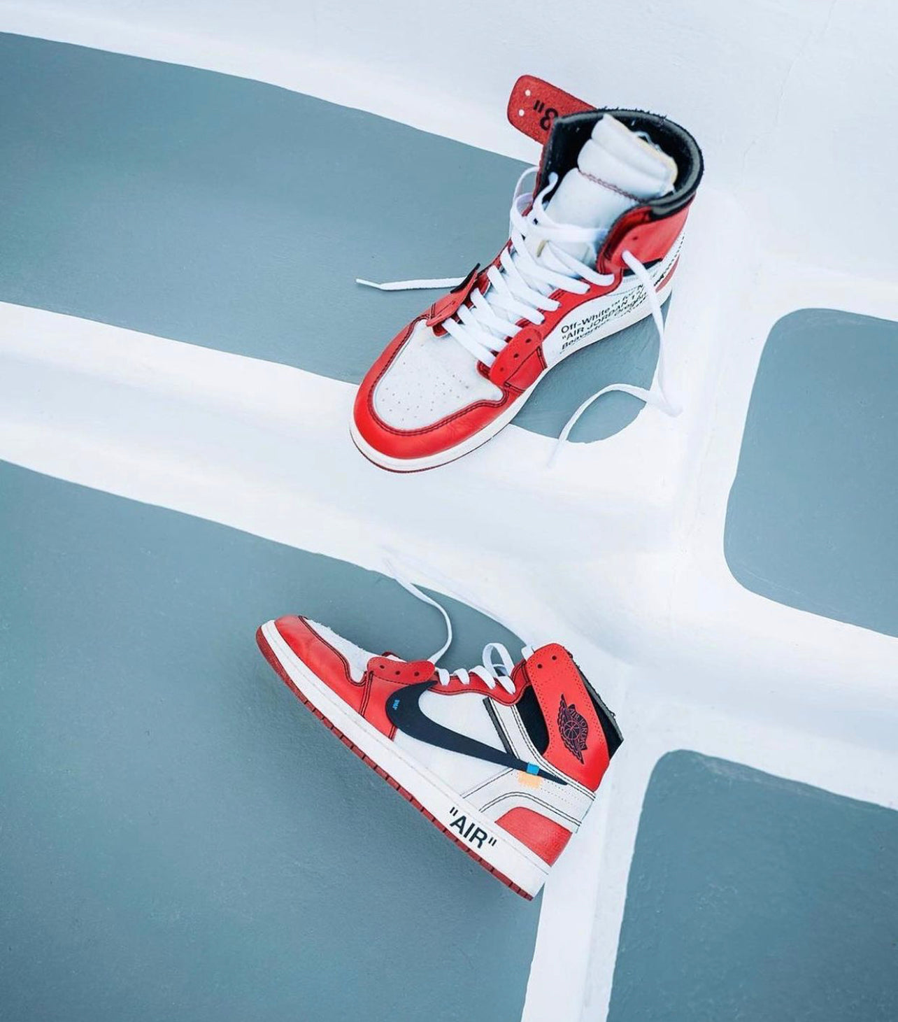 The 10 : Air Jordan 1 x Off-White “Chicago”