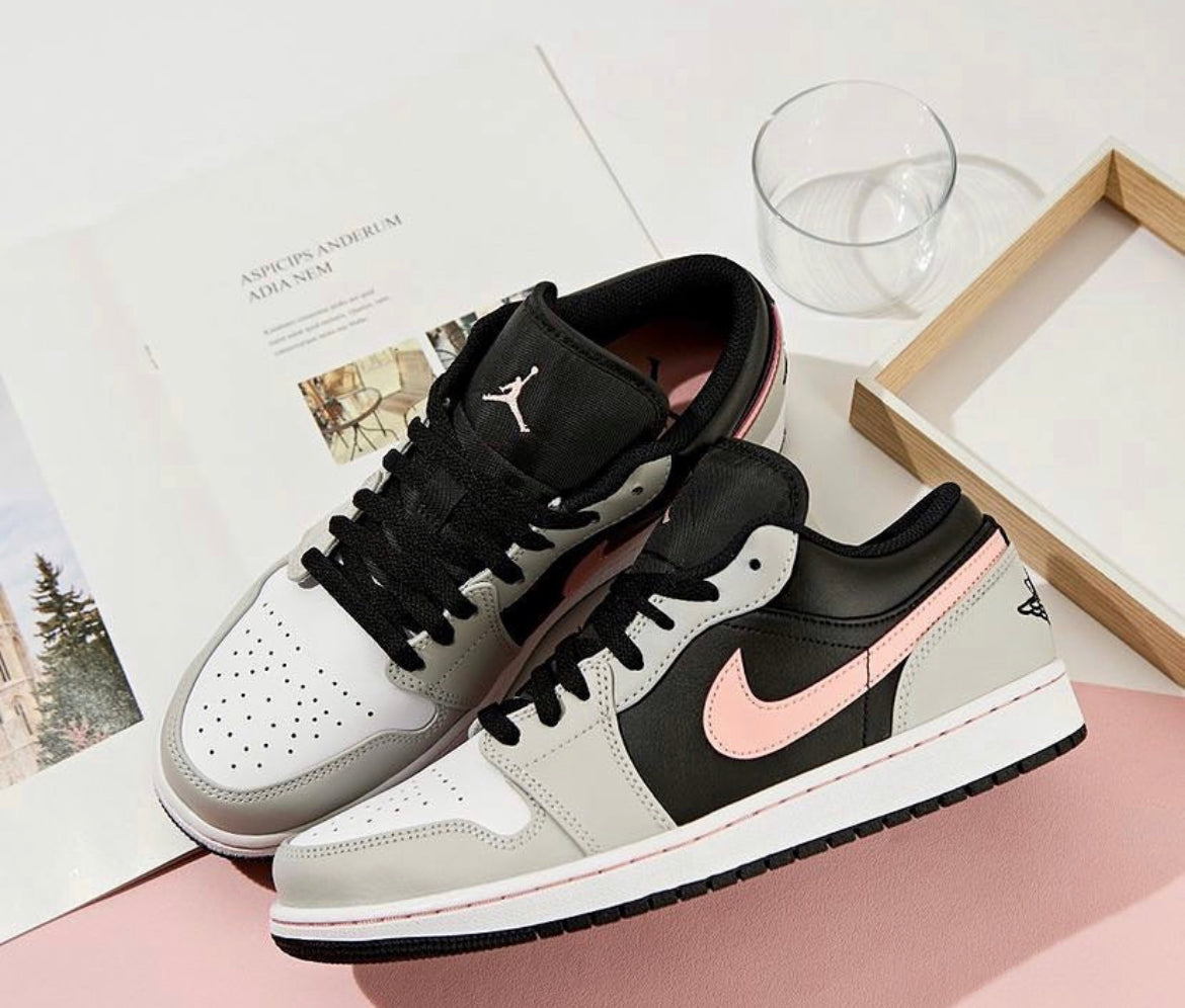 Air Jordan 1 Low “ Grey Pink Black “