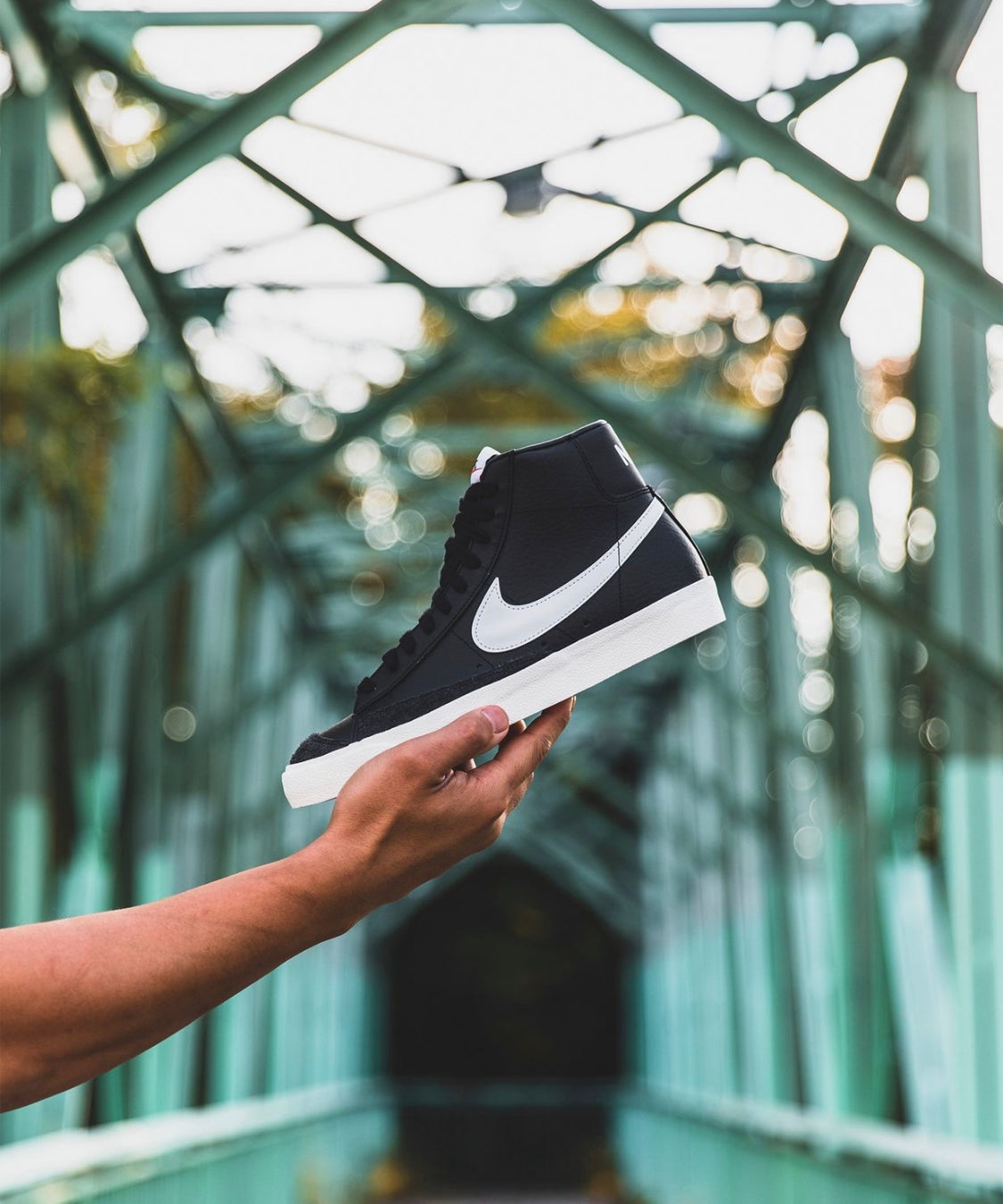 Blazer Mid “ Vintage Black /White “